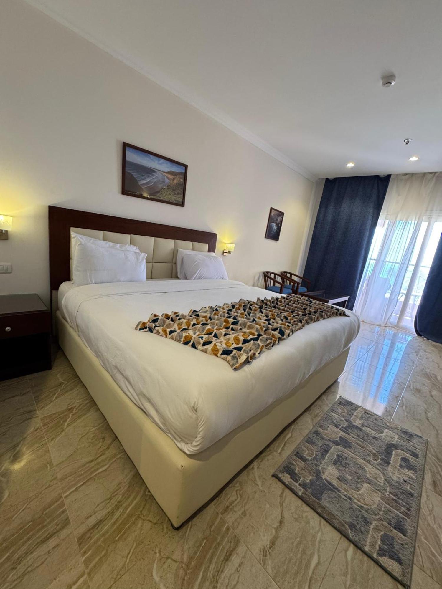 Dome Marina Hotel & Resort Ain Sokhna Ain Suchna Exterior foto